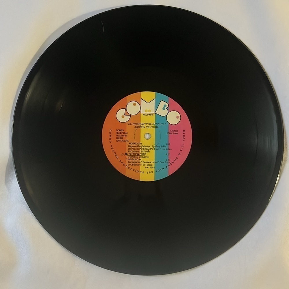 JOHNNY VENTURA – "EL HOMBRE & SU MUSICA" VINYL RECORD ✨✨✨ - Picture 7 of 8